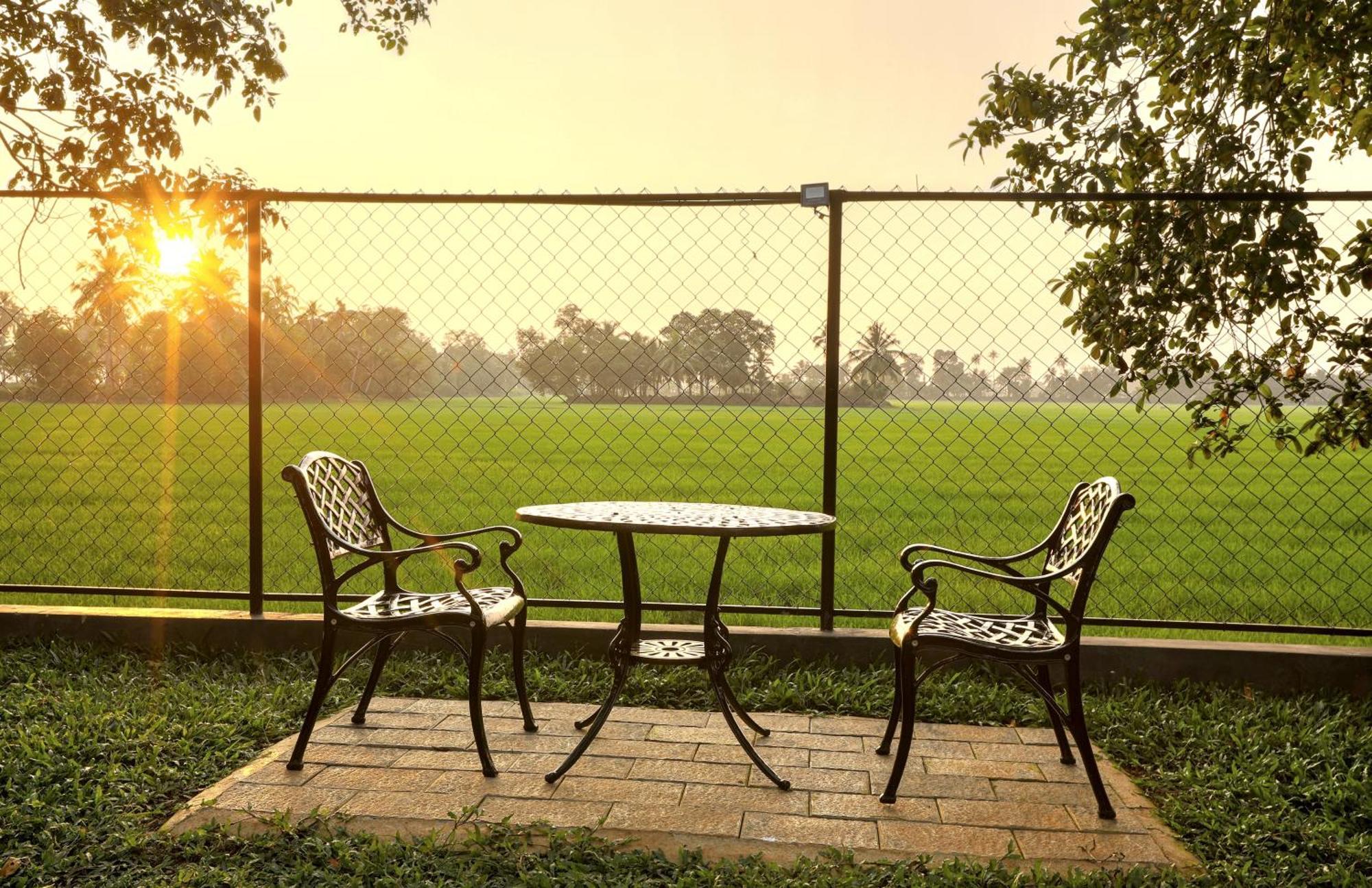 Paadam By The Backwaters Kumarakom Exterior foto